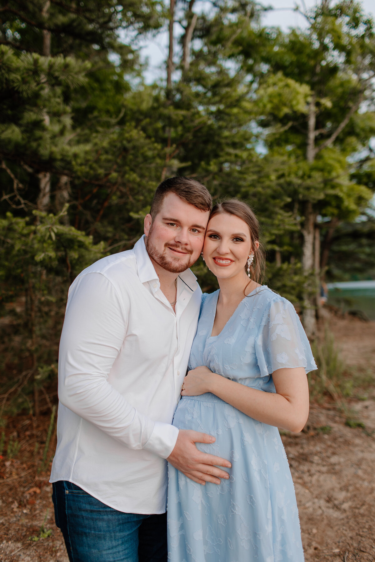 Documentary-Maternity-Session-at-Carvins-Cove-RJ-77