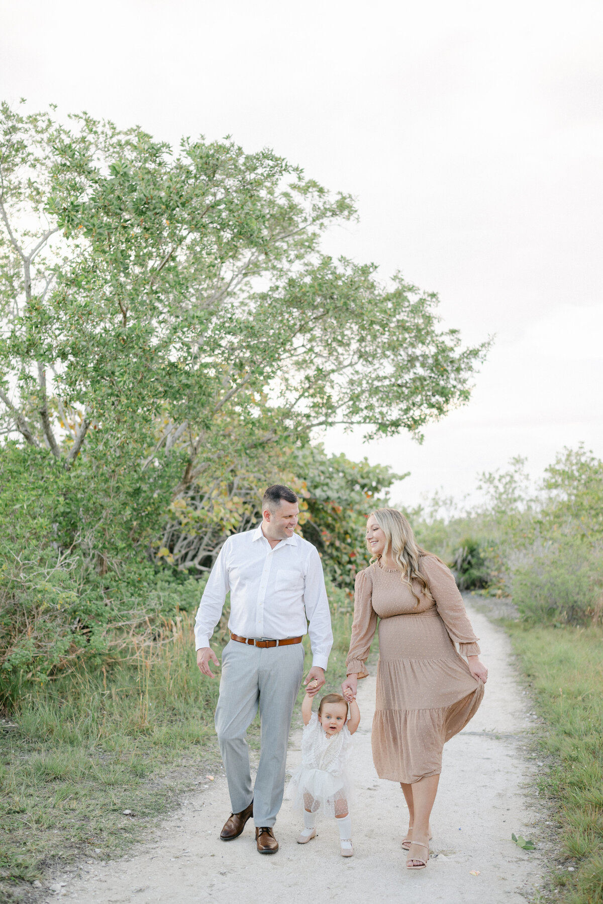 FORT LAUDERDALE FAMILY PHOTOGRAPHER