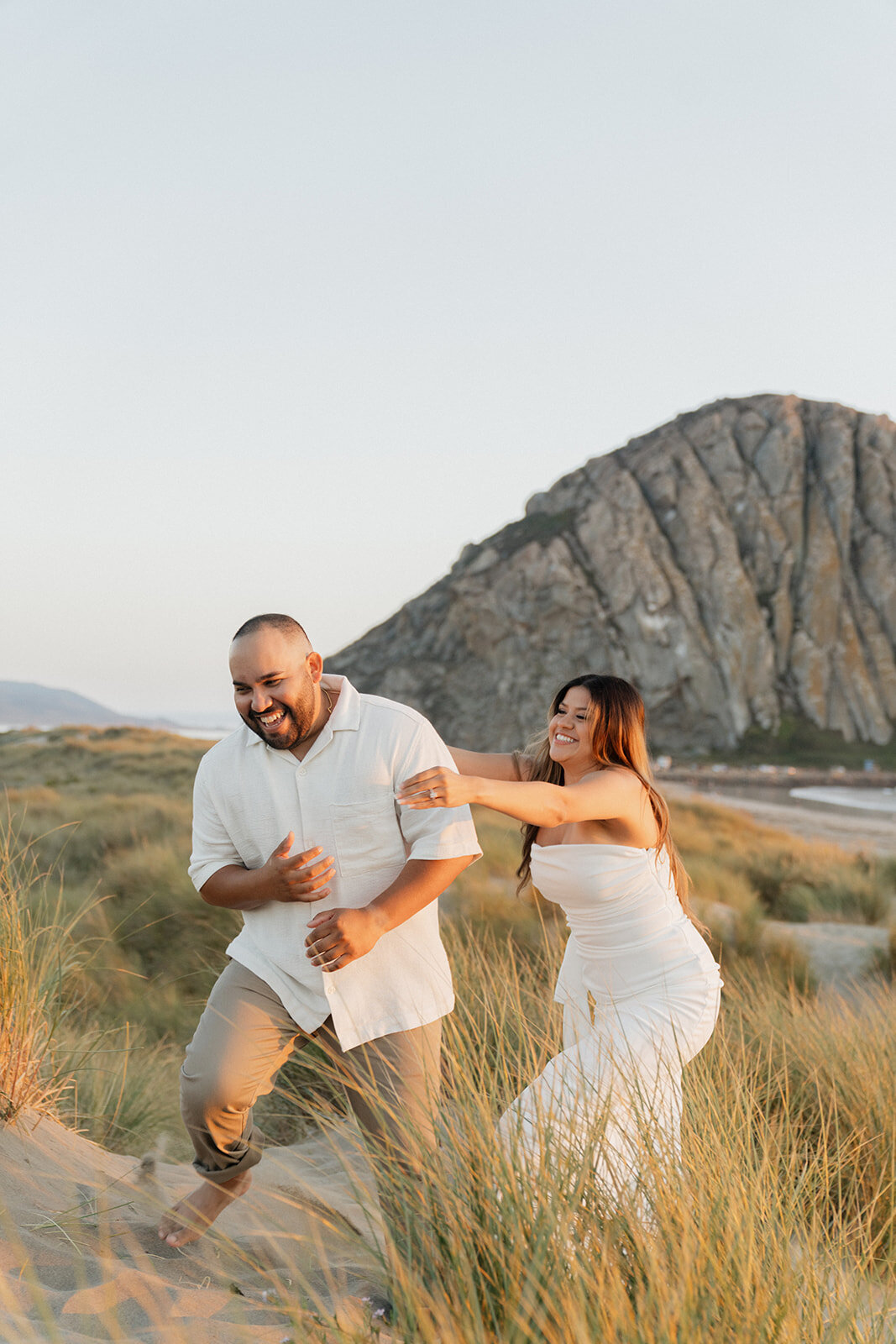 sunset-morro-bay-engagement-session-photography-by-samantha-anne10