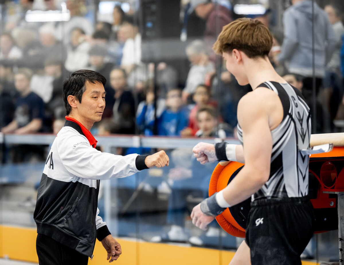 CAN_Grizzly2025-04093