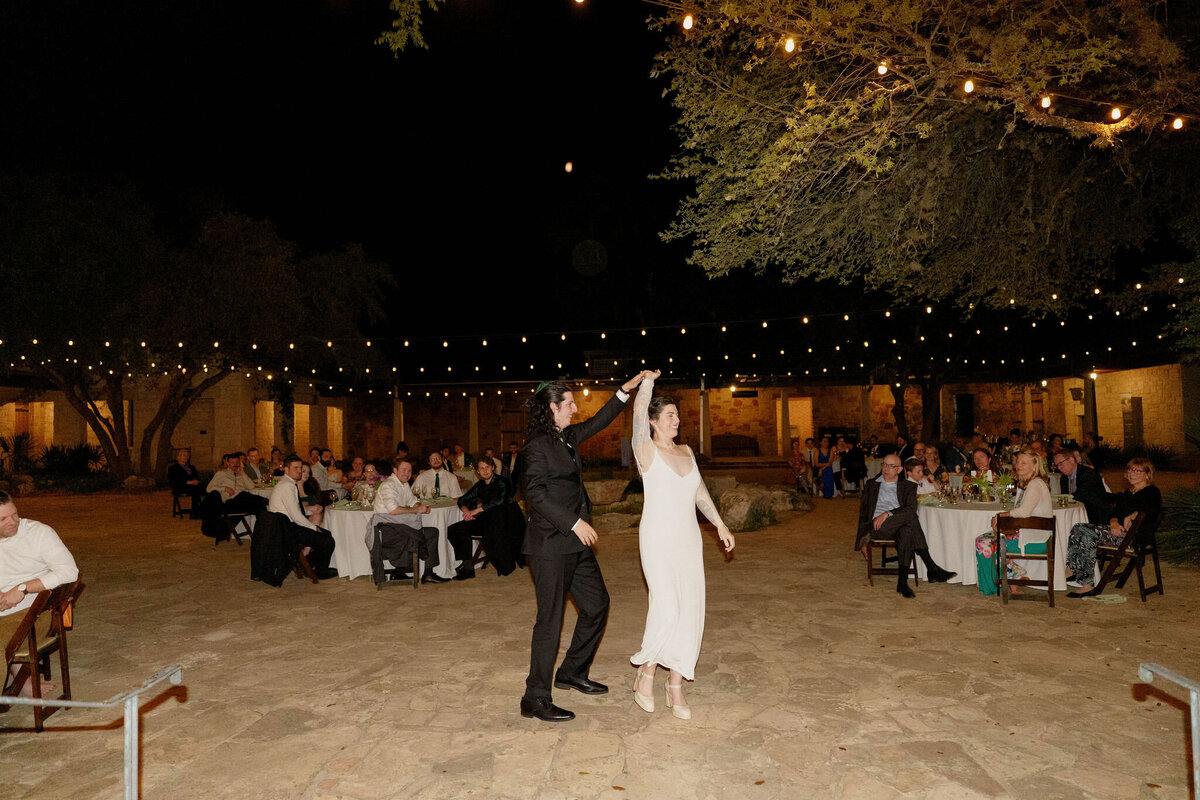 Esme&JacobWeddingPhotos_Previews_AustinWeddingPhotographer_HereafterFilms-92