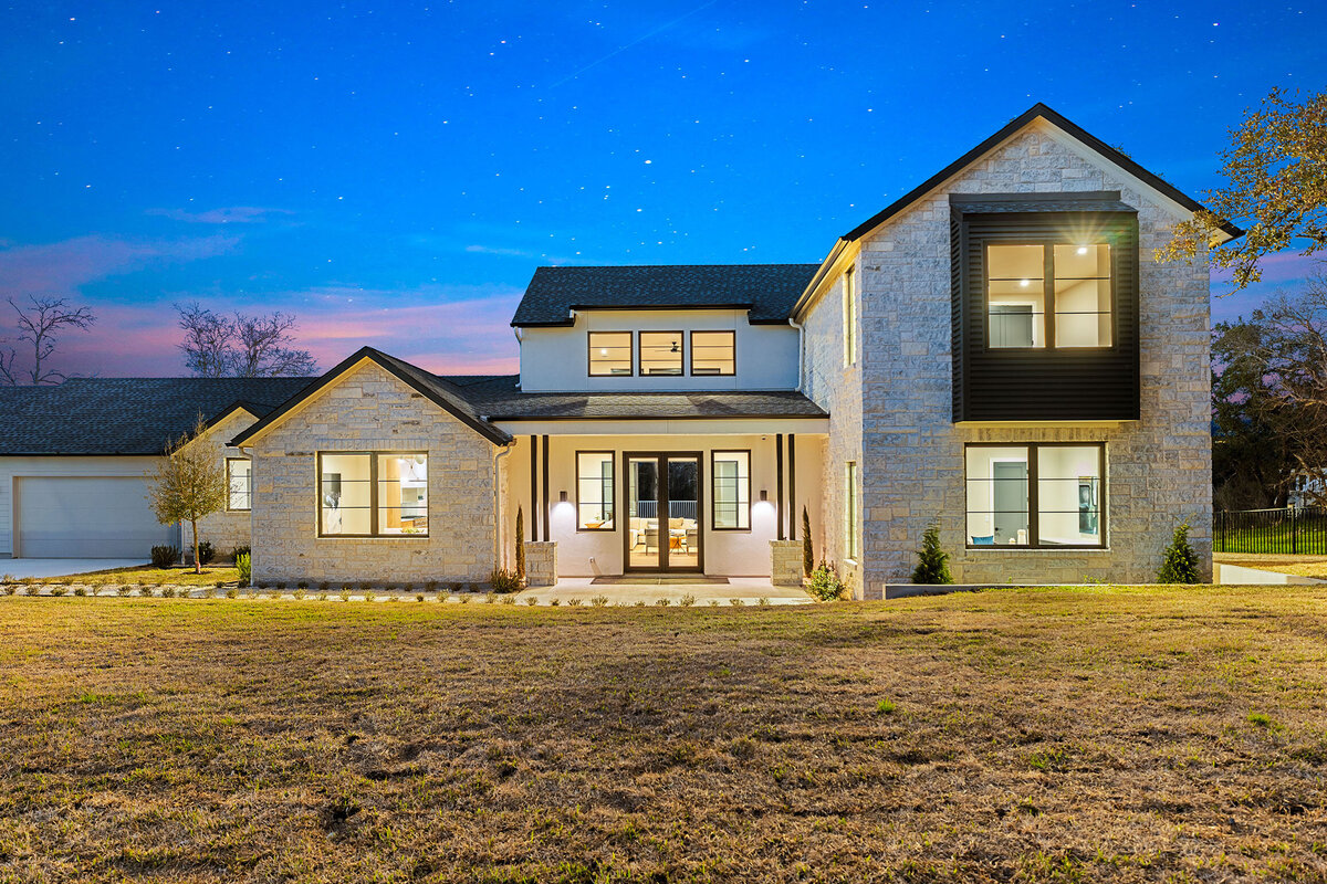 596-lancelot-way-exterior-22