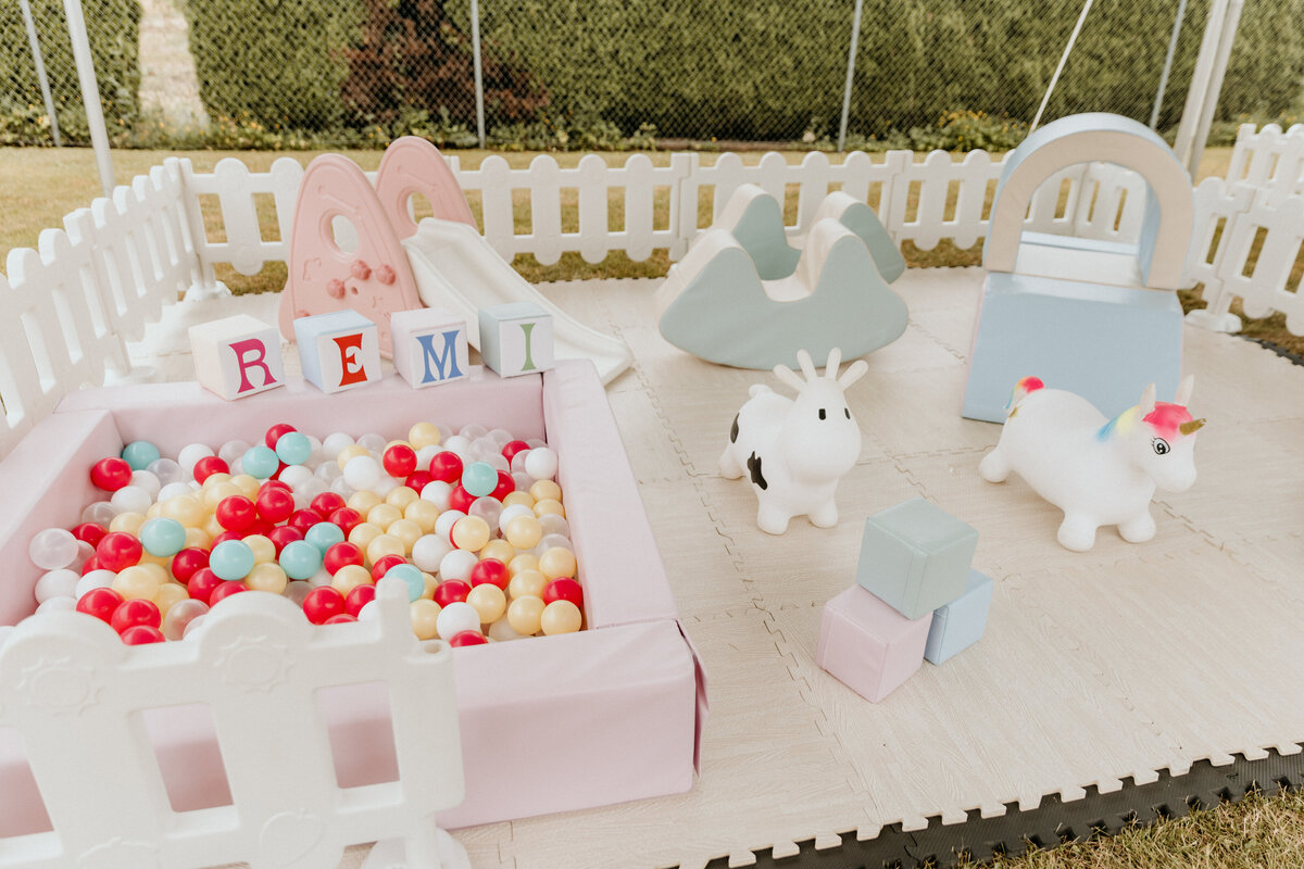 REMIWORLD_DiamondsEdge-20