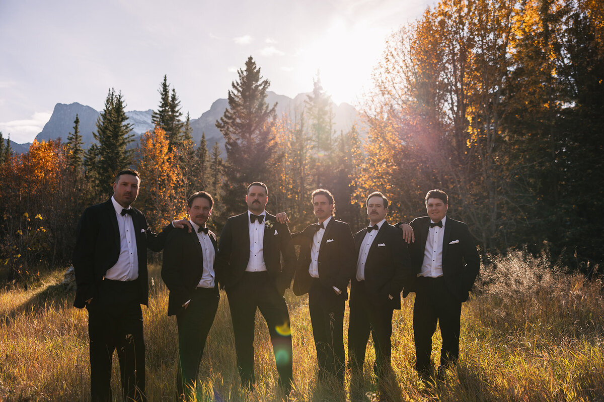 wedding-party-groomsmen