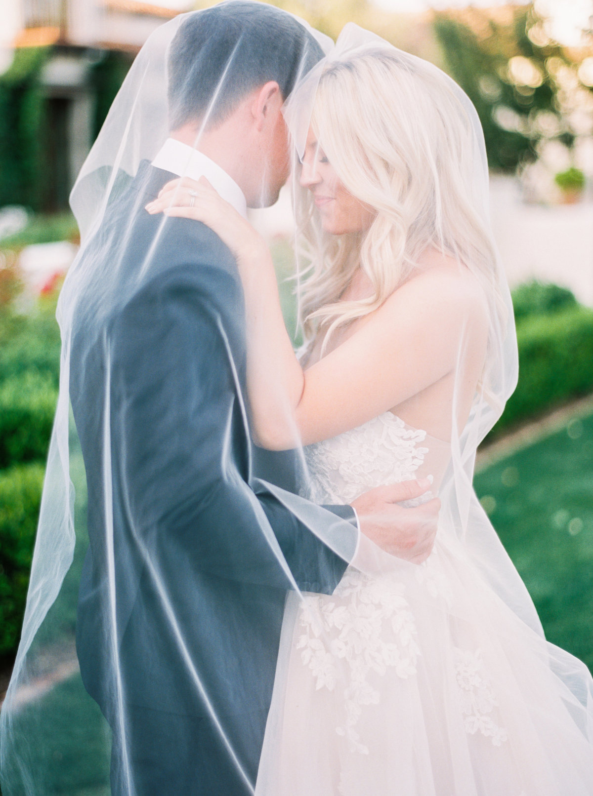 Kendall & Joe | Paradise Valley, Arizona | Mary Claire Photography | Arizona & Destination Fine Art Wedding Photographer