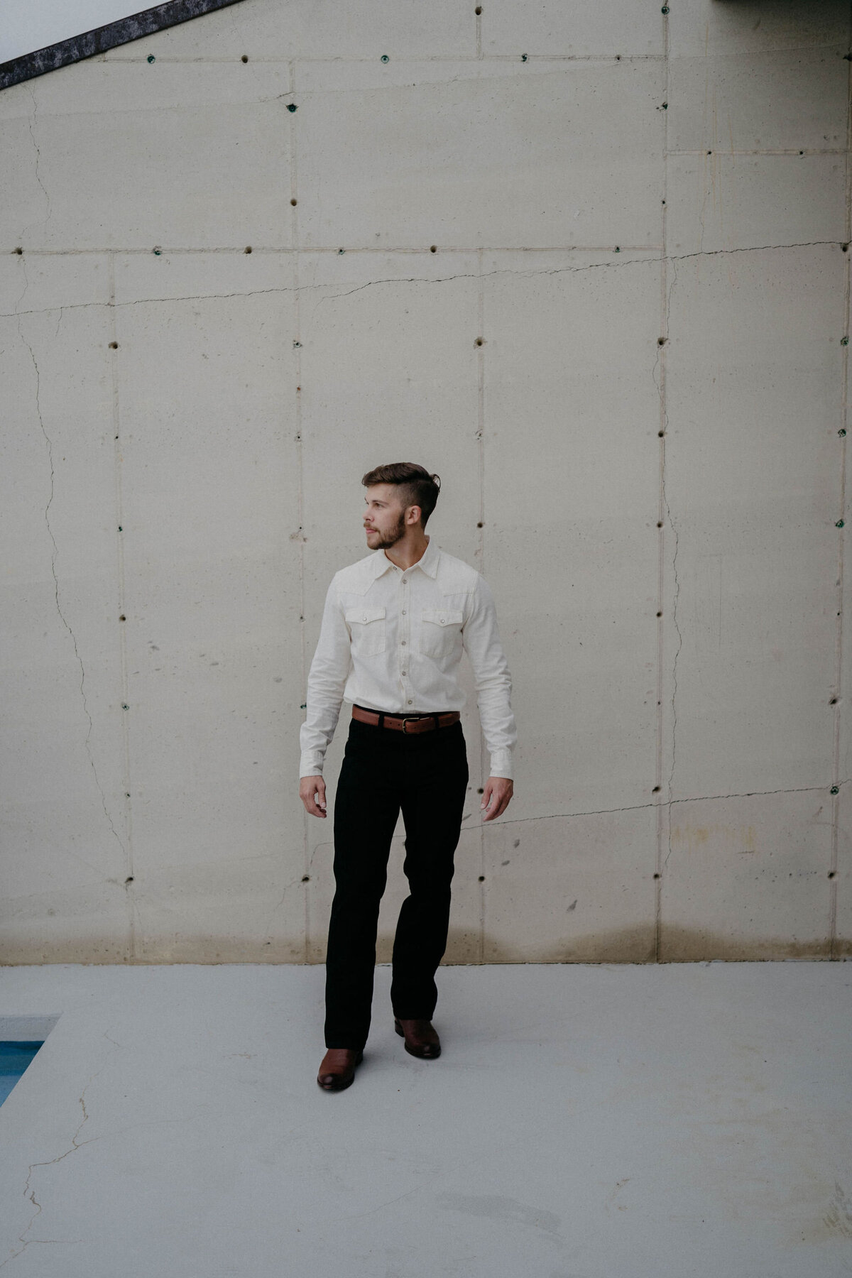 Josh+ElianaGettingReady-147