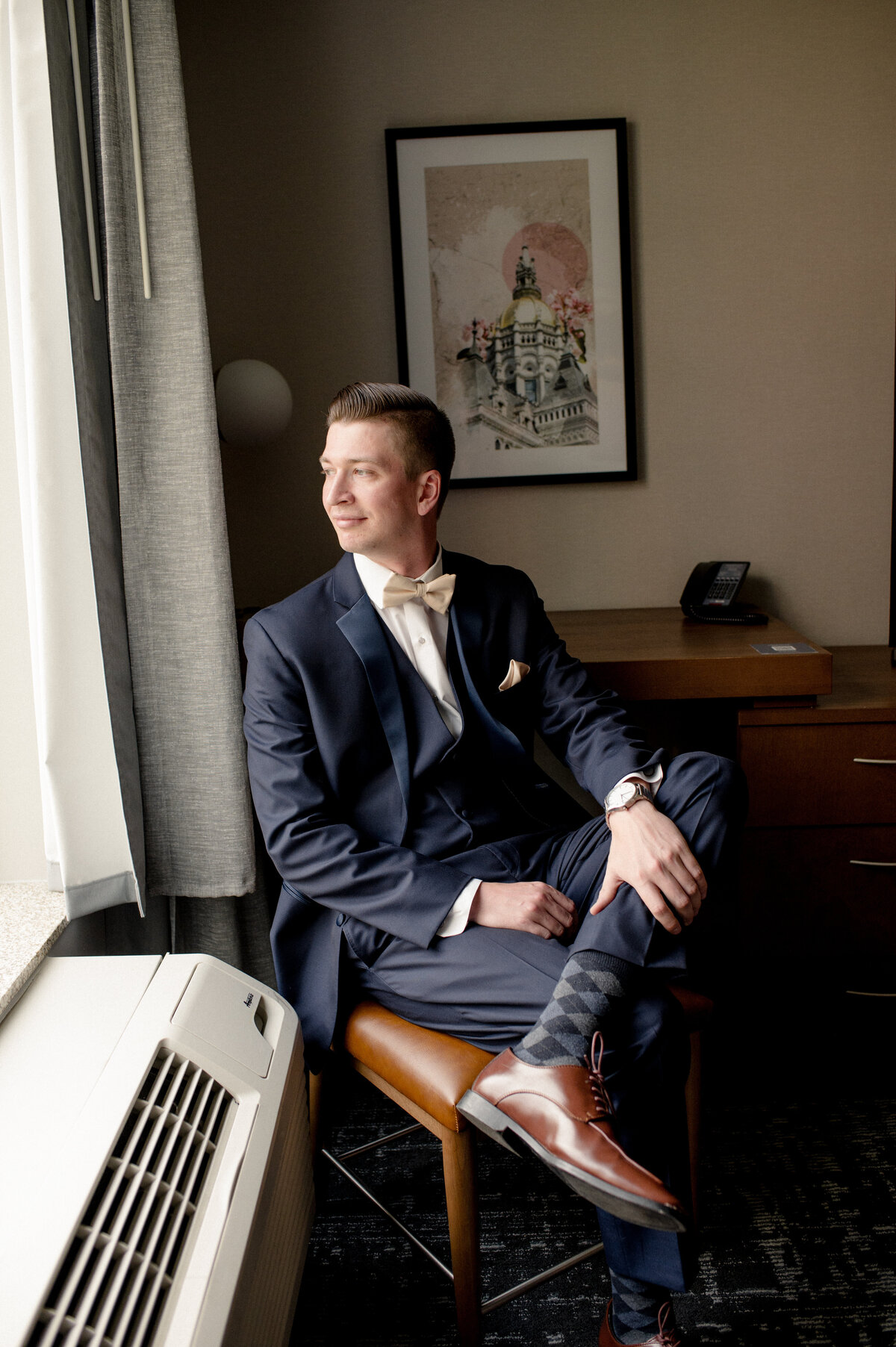 groom-getting-ready-homewood-suites-glastonbury-ct