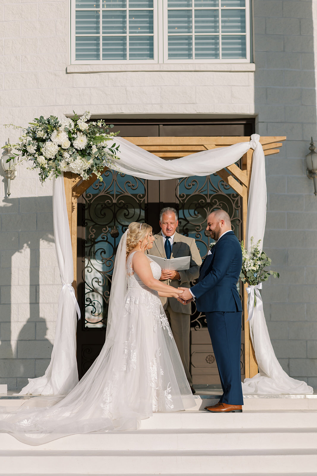 miranda-rose-photo-whitehurst-gallery-elopement-chantilly-chic-celebrations-8