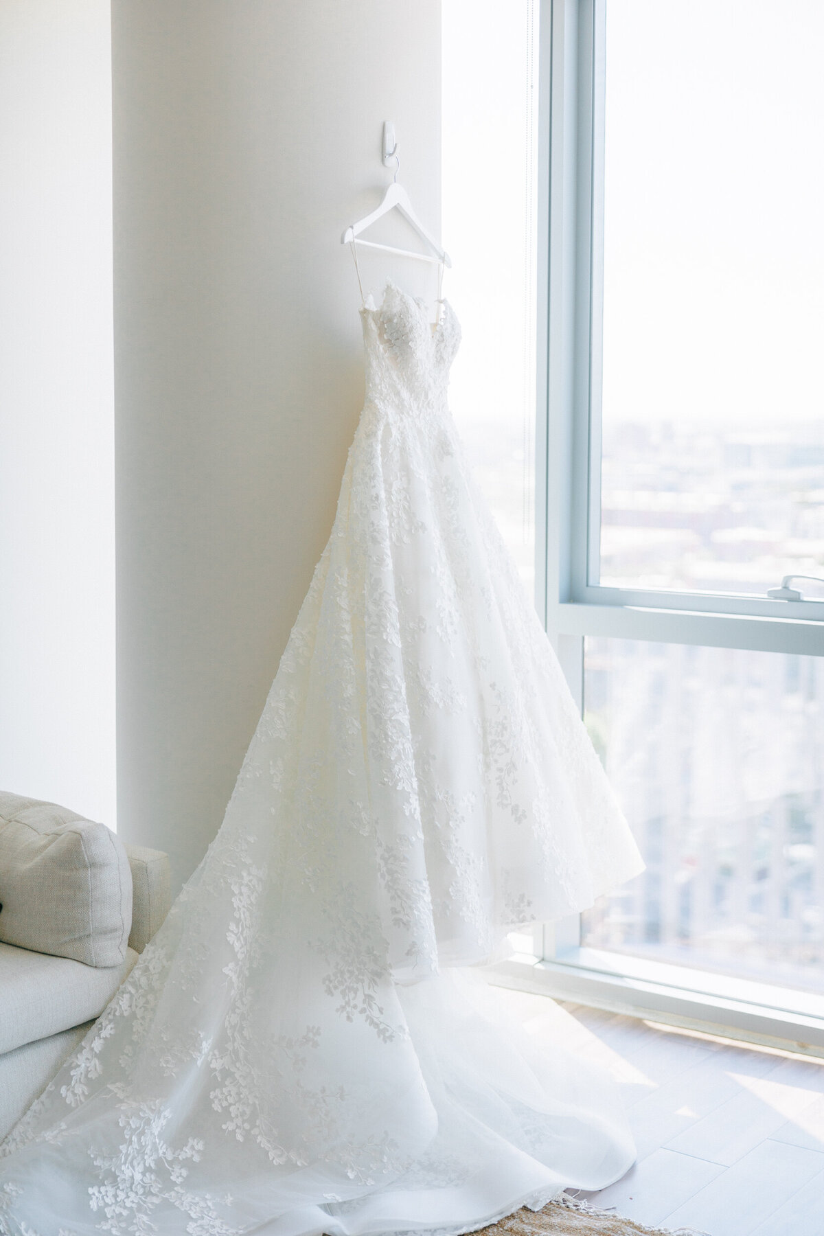 Lexi Benjamin Photography_Adler Planetarium Wedding_05.25.24-23
