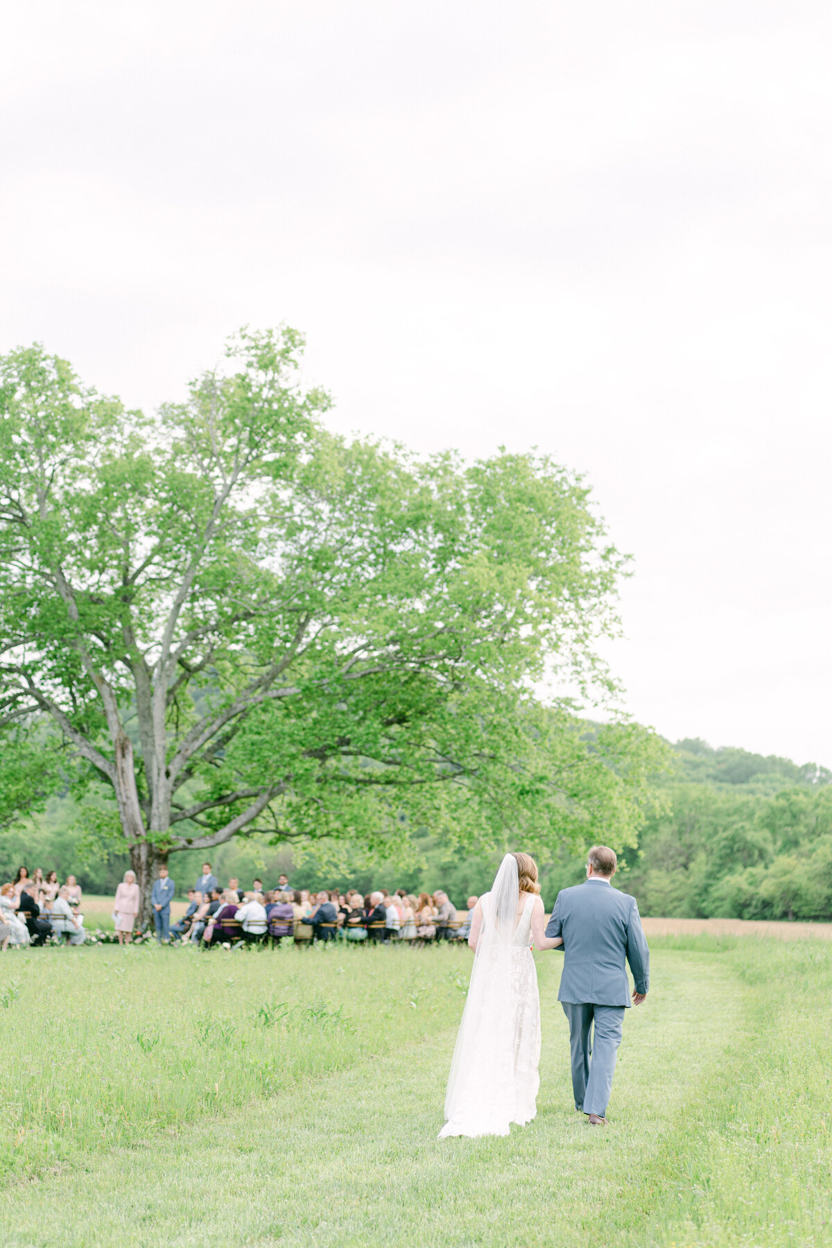Ava-Vienneau-Nashville-Wedding-Photographer-Southall-Meadows-7