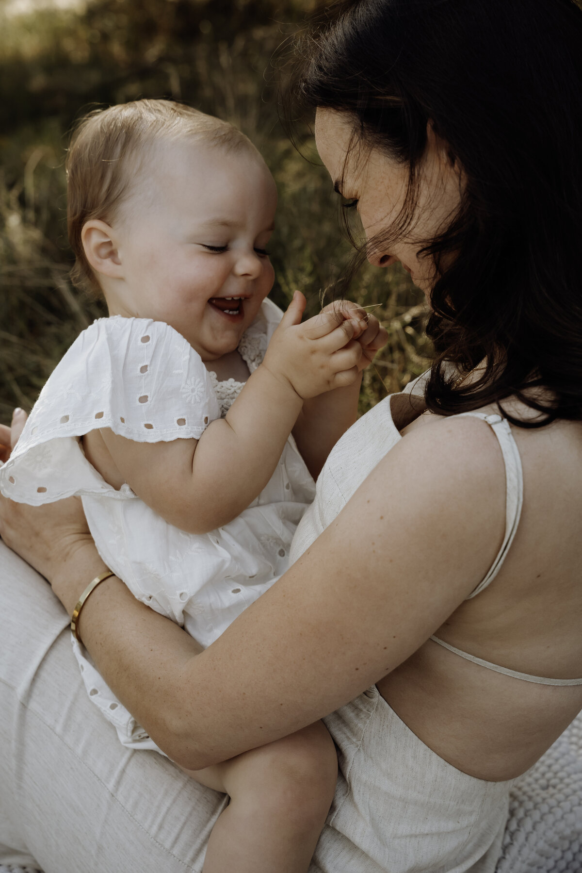 motherhood fotografie limburg, motherhood shoot limburg, motherhood shoot haelen, motherhood shoot roermond, motherhood shoot leudal, motherhood fotografie, motherhood shoot limburg, motherhood shoot brabant, moeder en kind fotografie limburg, moeder en kind fotografie, 