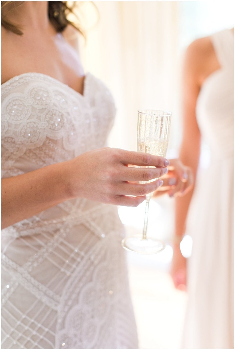 Laurel-Hall-Fall-Navy-Wedding-Ivan-Louise-Images-Jessica-Dum-Wedding-Coordination_photo_0005
