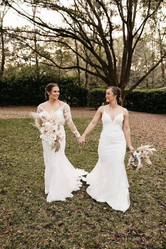 Kelsey_Draven_Wearethebowsers-451_websizeSameSexBohoFlorals
