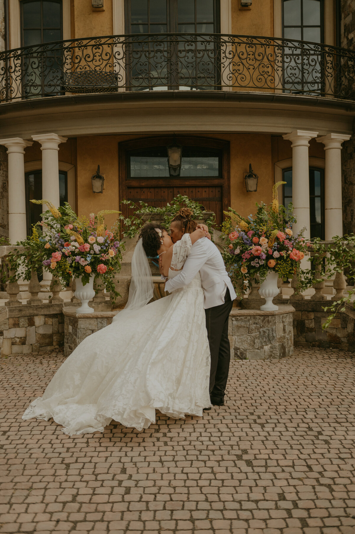 Oregon-June-Castle-wedding
