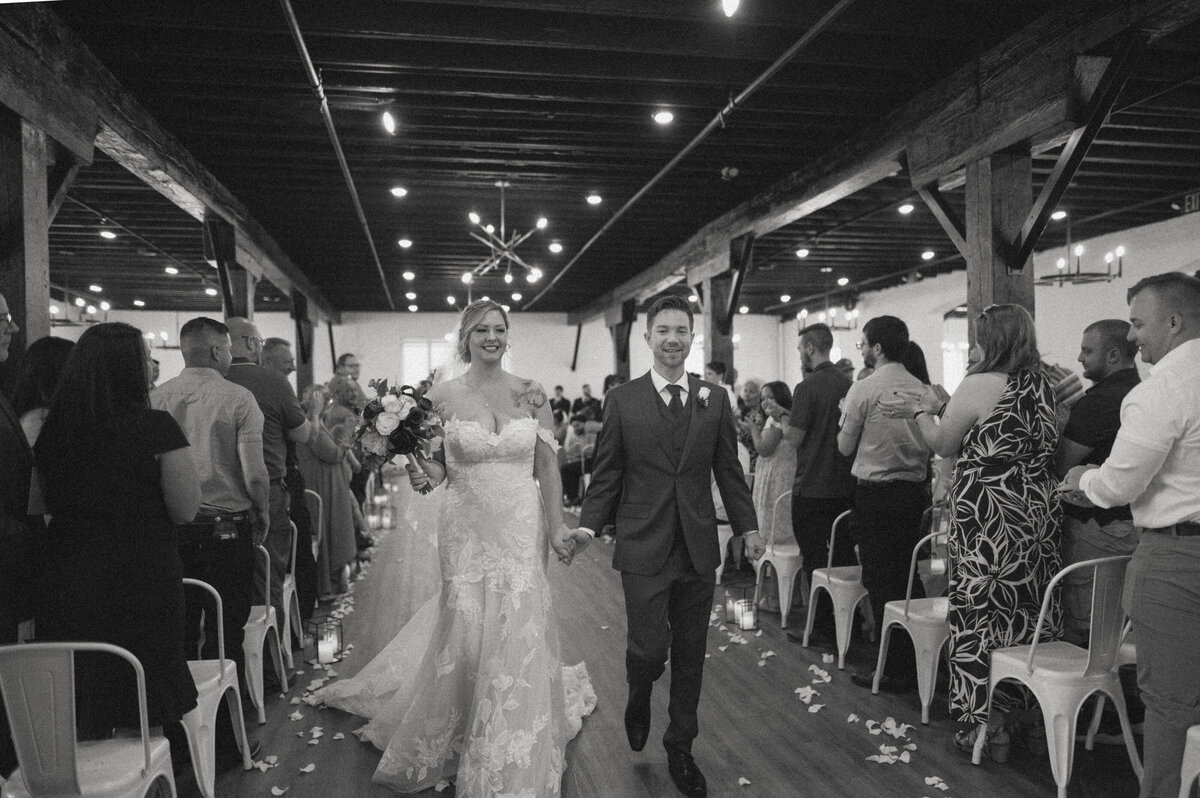 Wedding_Cincinnati_Ohio_Taft Musuem_May2024_Claire_Keathley_Photography-57 5