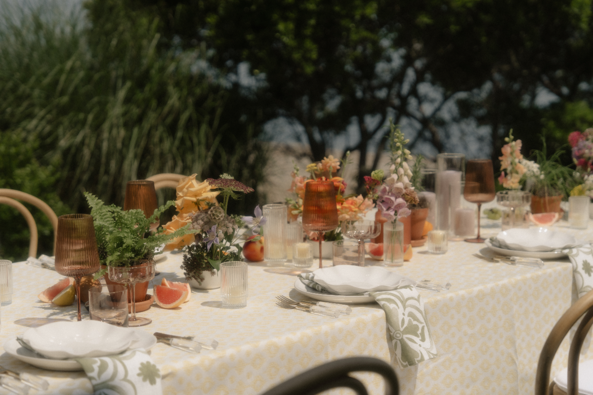 summer-wedding-fruit-tablescape-in-madison-ct