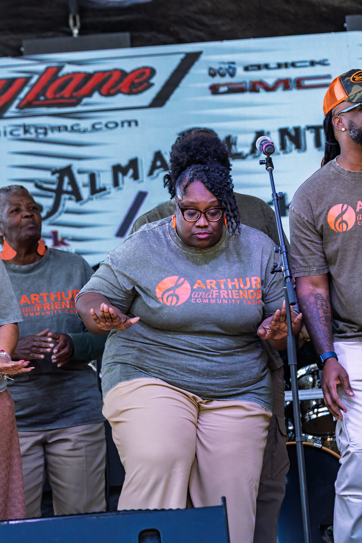 Arthur and Friends Community Choir-9