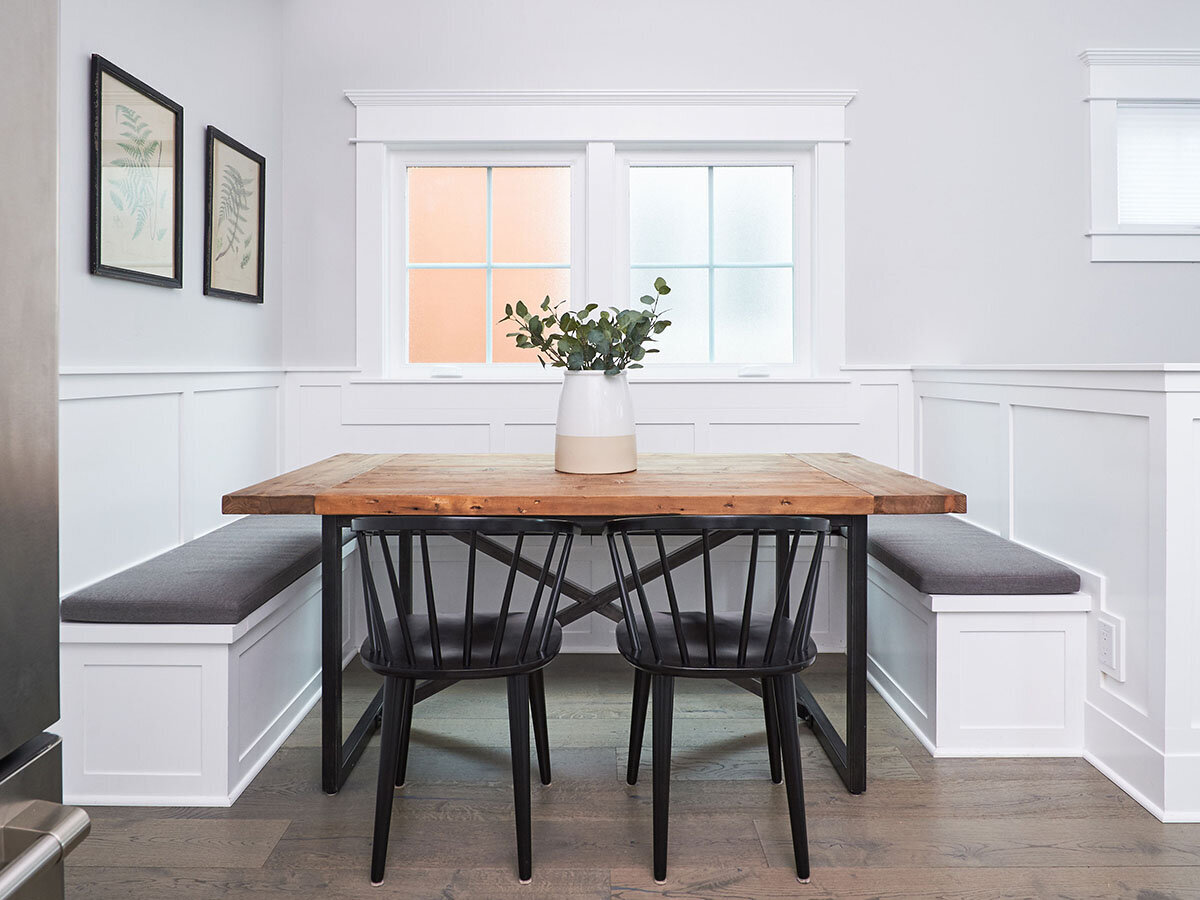 Banquette dining seating