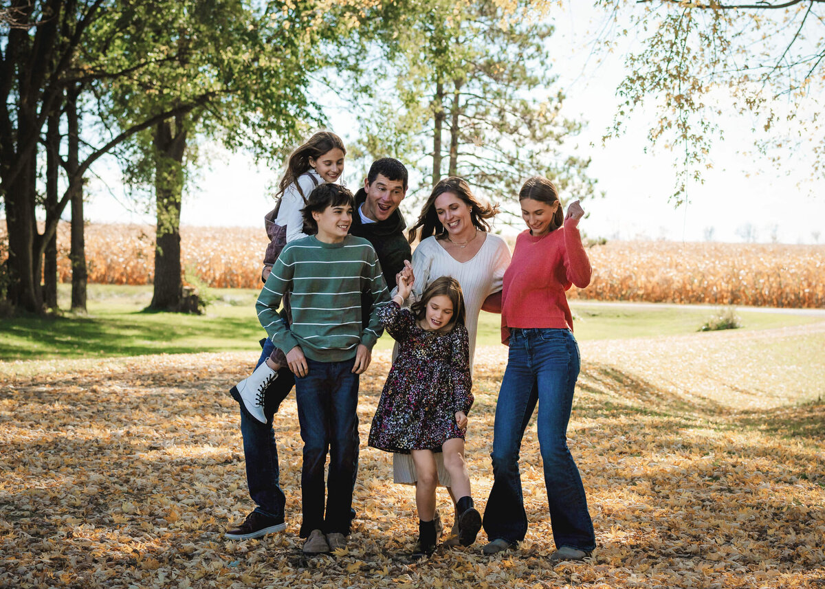 family-fall-minis-stillwater-wi