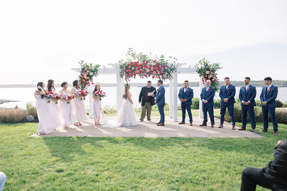 wedding-ceremony-ocean-cliff-newport-ri-4