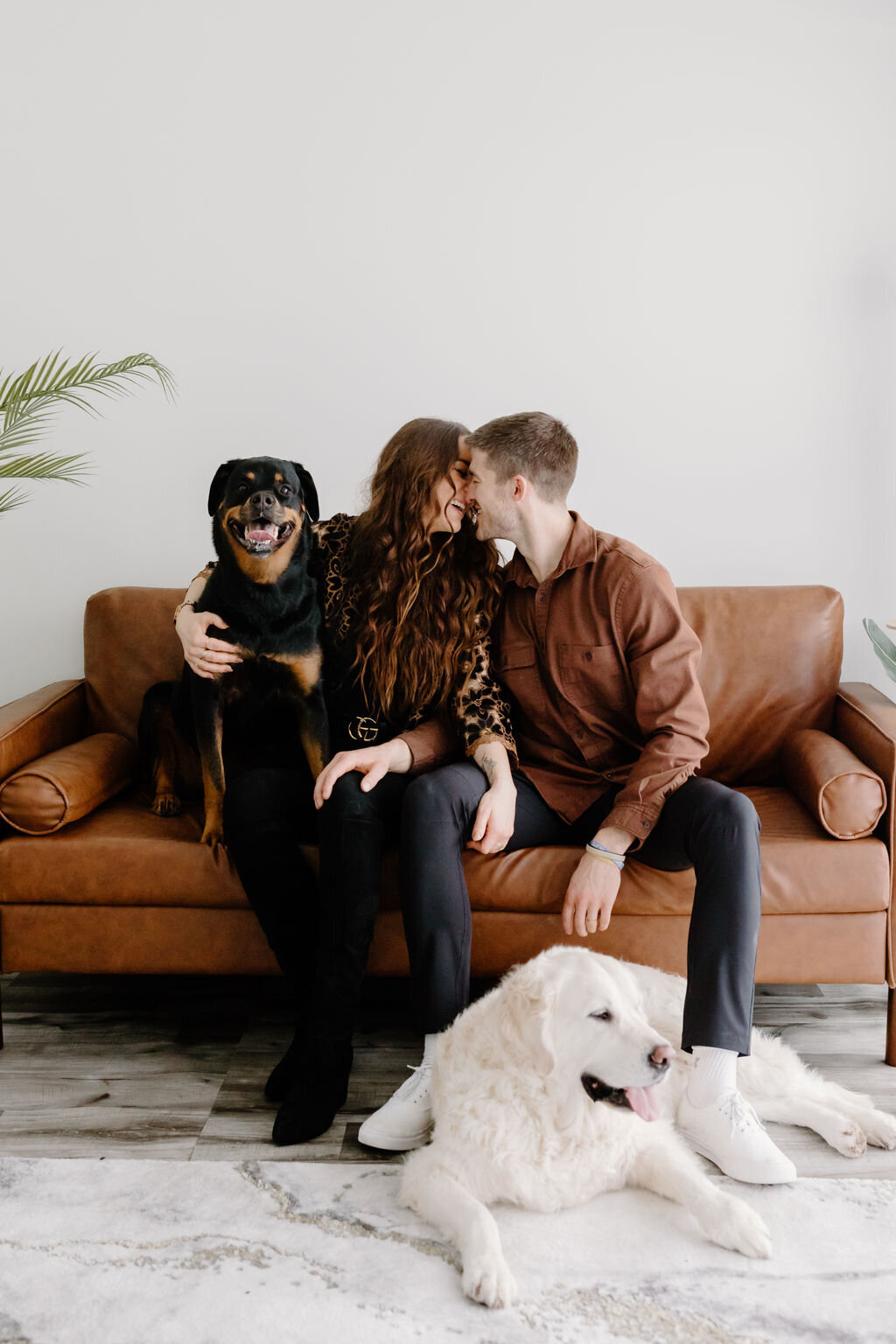 christina_ney_photography_wedding_engagement_lifestyle_photographer_dubuque_iowa_wedding_planning_assistance_adventurous_bold_laidback Family Photography9