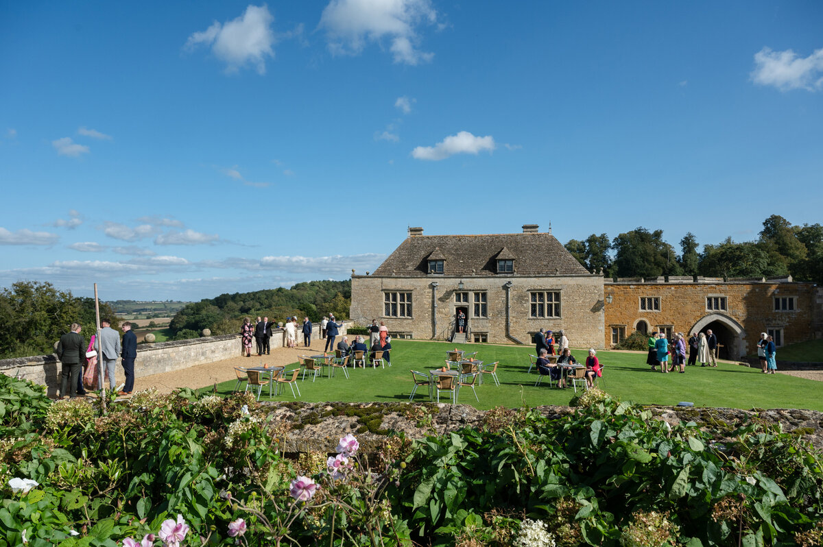 Rockingham-Castle-wedding-photography-1068