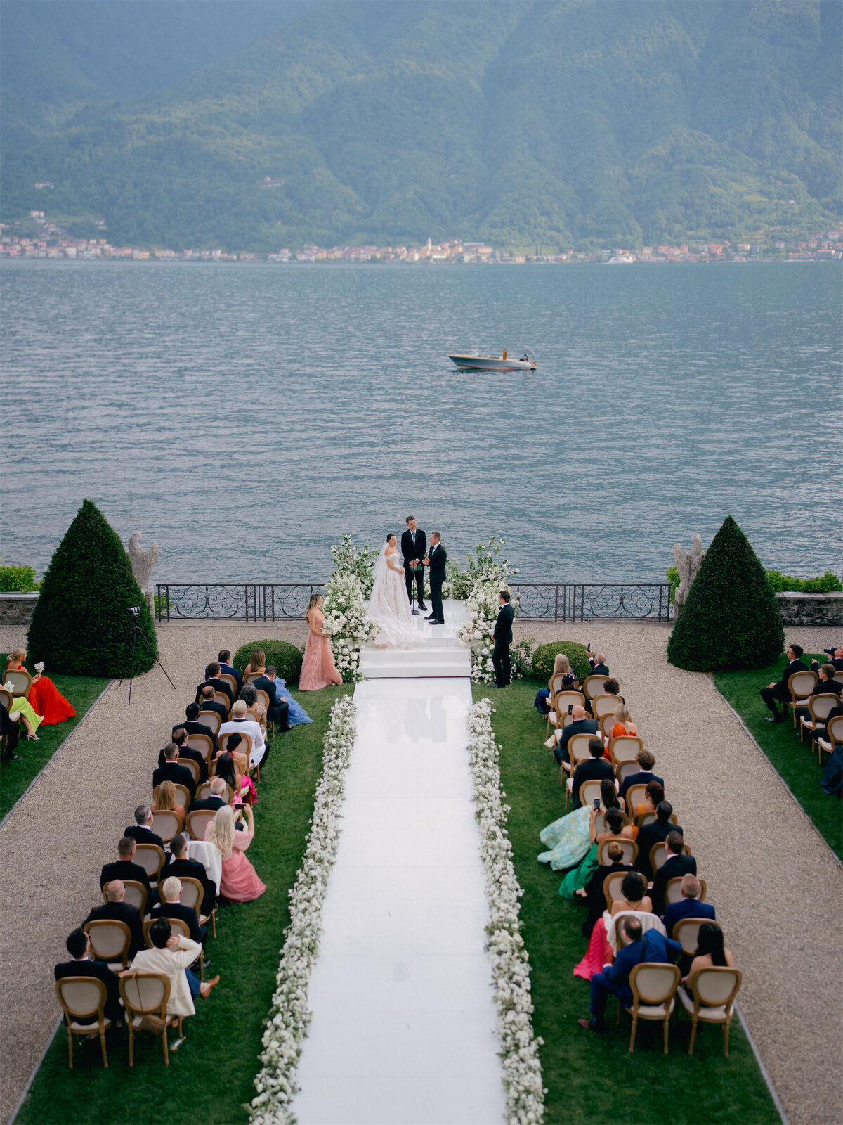 21-villa-balbiano-lake-como-wedding-max-owens-design