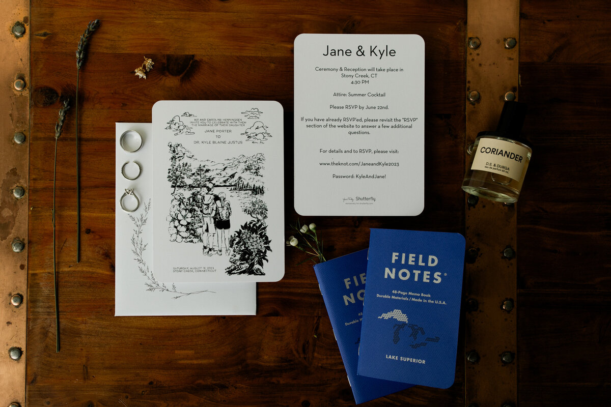 custom-nature-inspired-wedding-invitation-vow-books