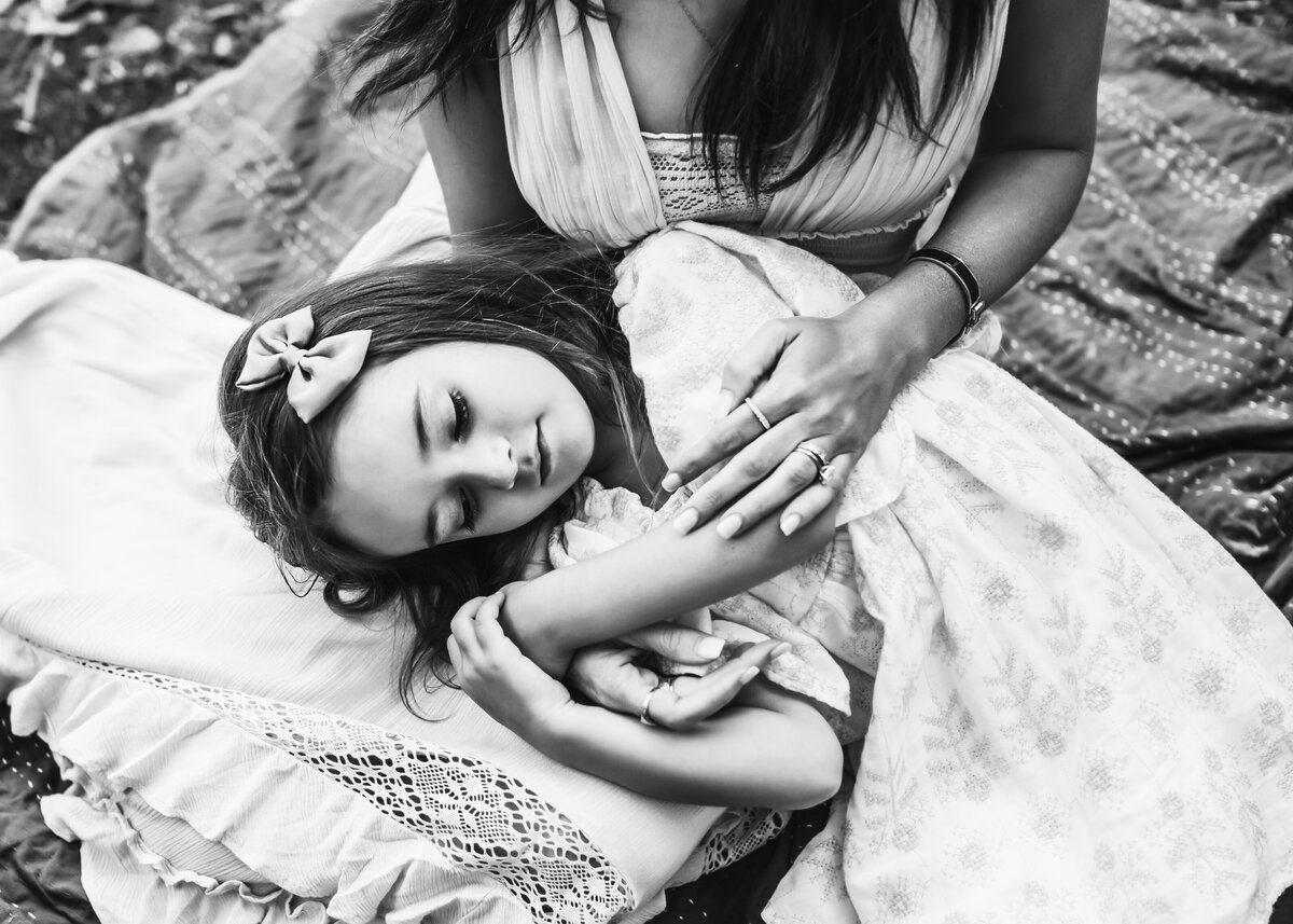 black and white mother daughter pictures in Colorado field