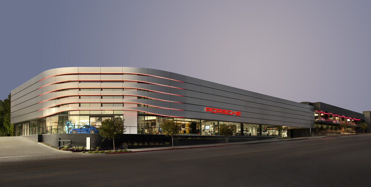 PorscheWoodlandHills_26