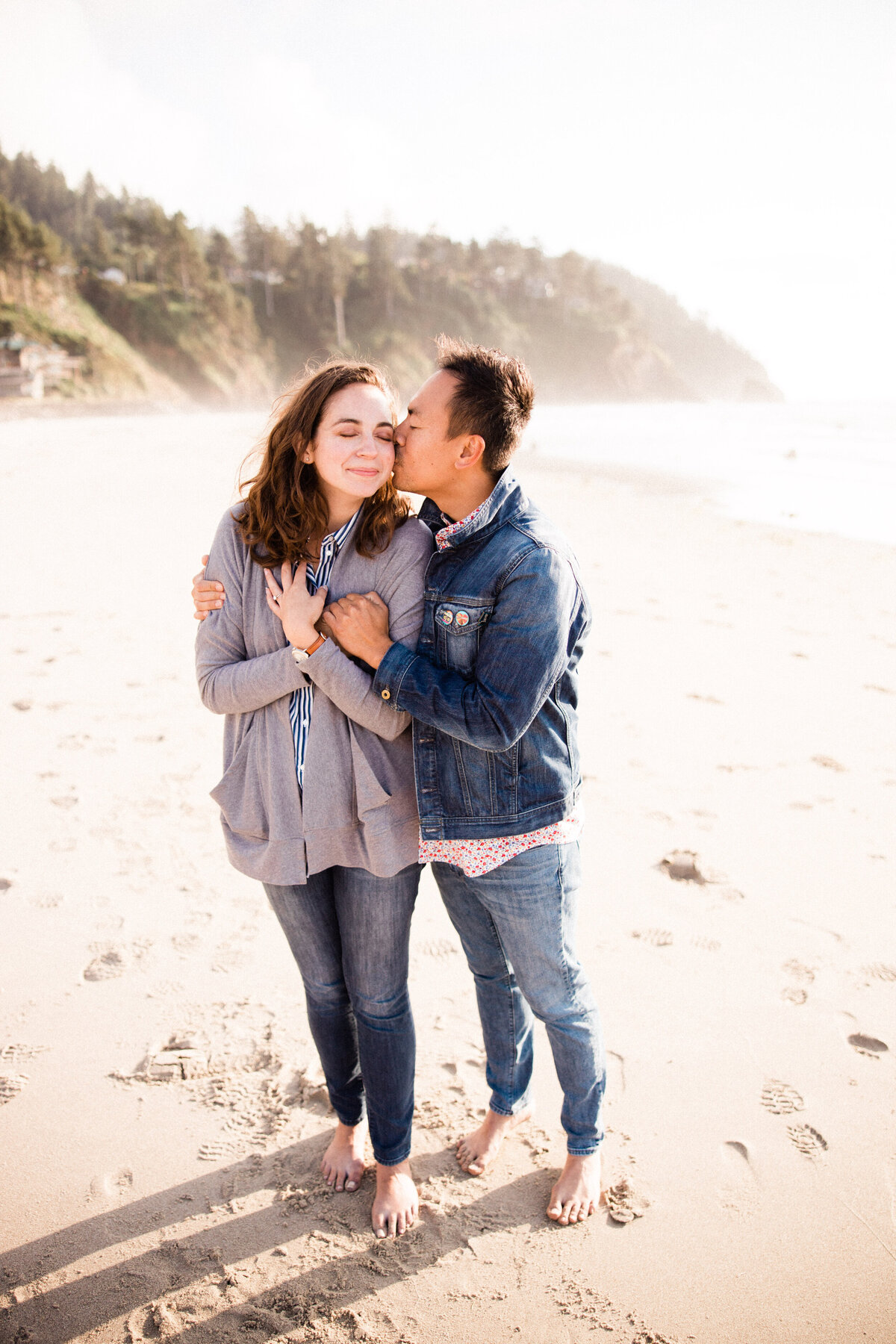 portland wedding photography shows couple in love near cannon beach oregon