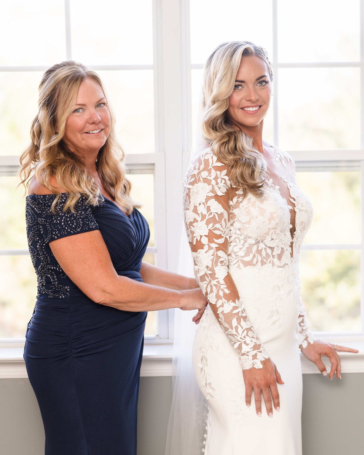 Land's End Waterfront Catering Wedding Long Island New York17