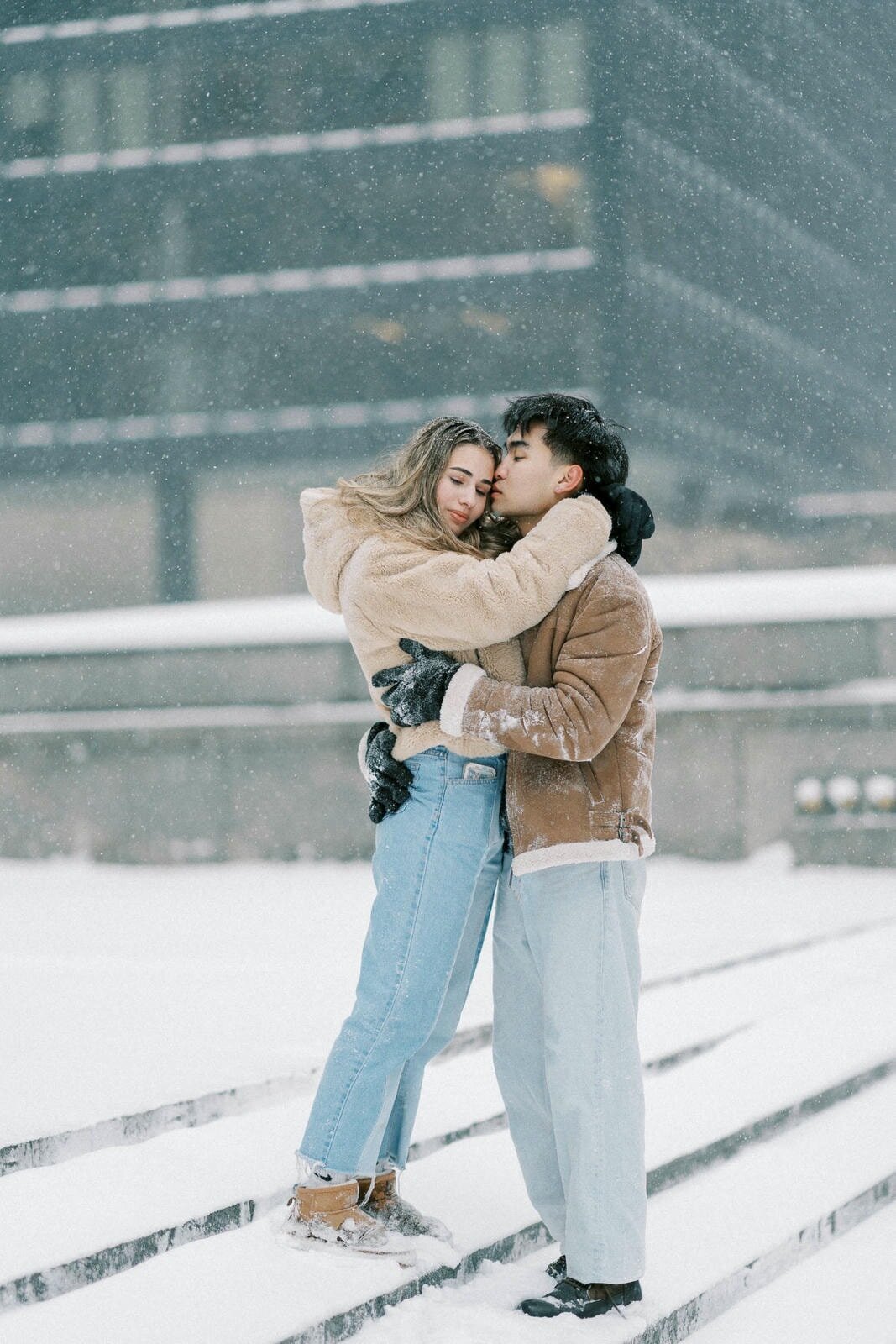 E10-Winter-snowy-engagement-photoshoot-in-Toronto-Zhan-and-Tina-2025-02-16-2500px-1088