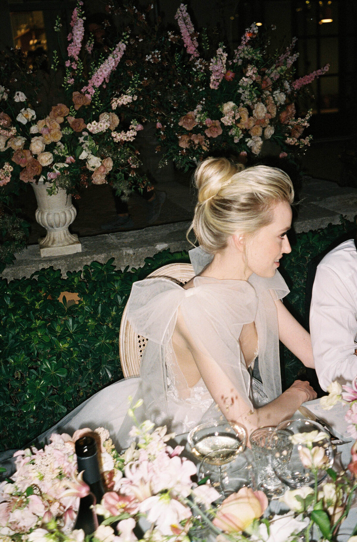 Flora_And_Grace_Provence_Analog_35mm_Fim_Editorial_Wedding_Photographer-62