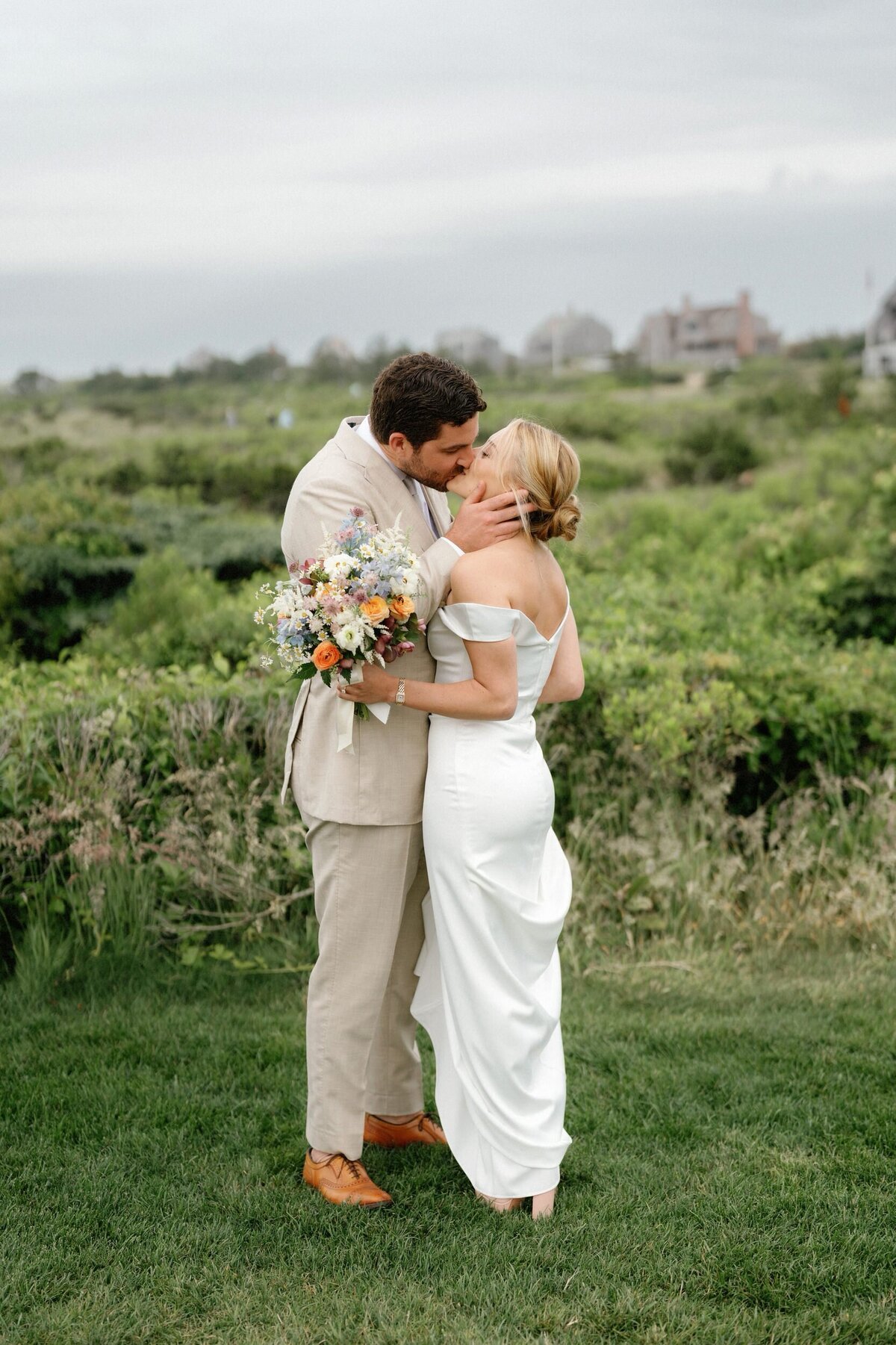 Wauwinet_Nantucket_Wedding_LevKuperman_043
