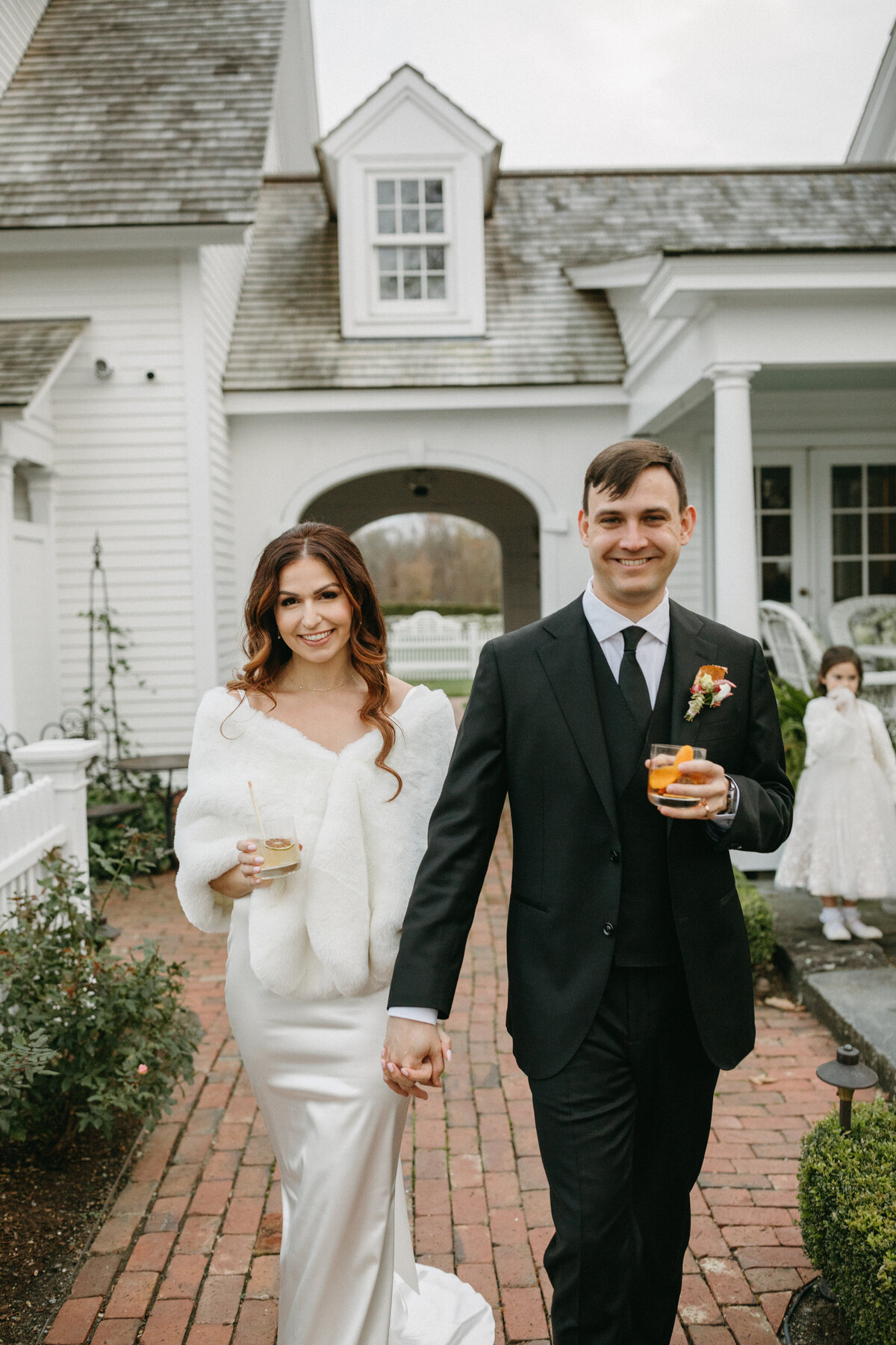 wedding-cocktail-hour-bride-groom-garden-east-haddam-ct