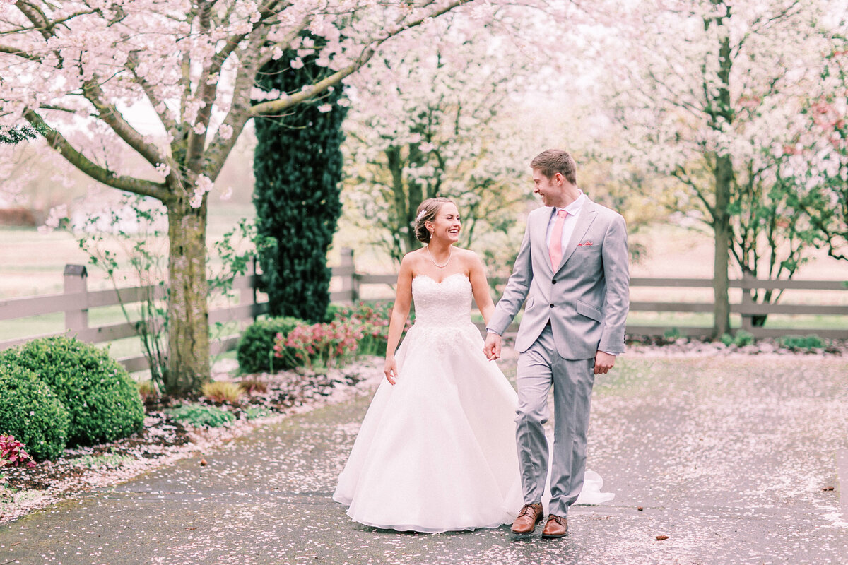 Meadowbrook Farm Wedding, Seattle Wedding Photographer (44)