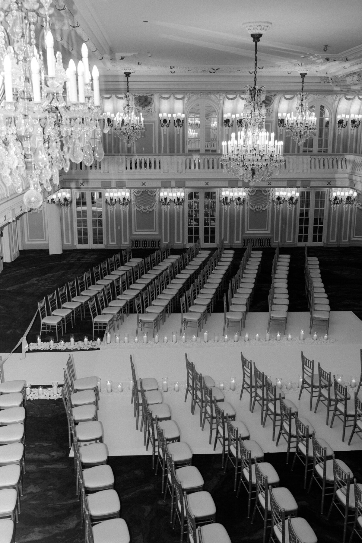 New-Years-Eve-Wedding-in-Chicago-at-The-Blackstone-Hotel-135