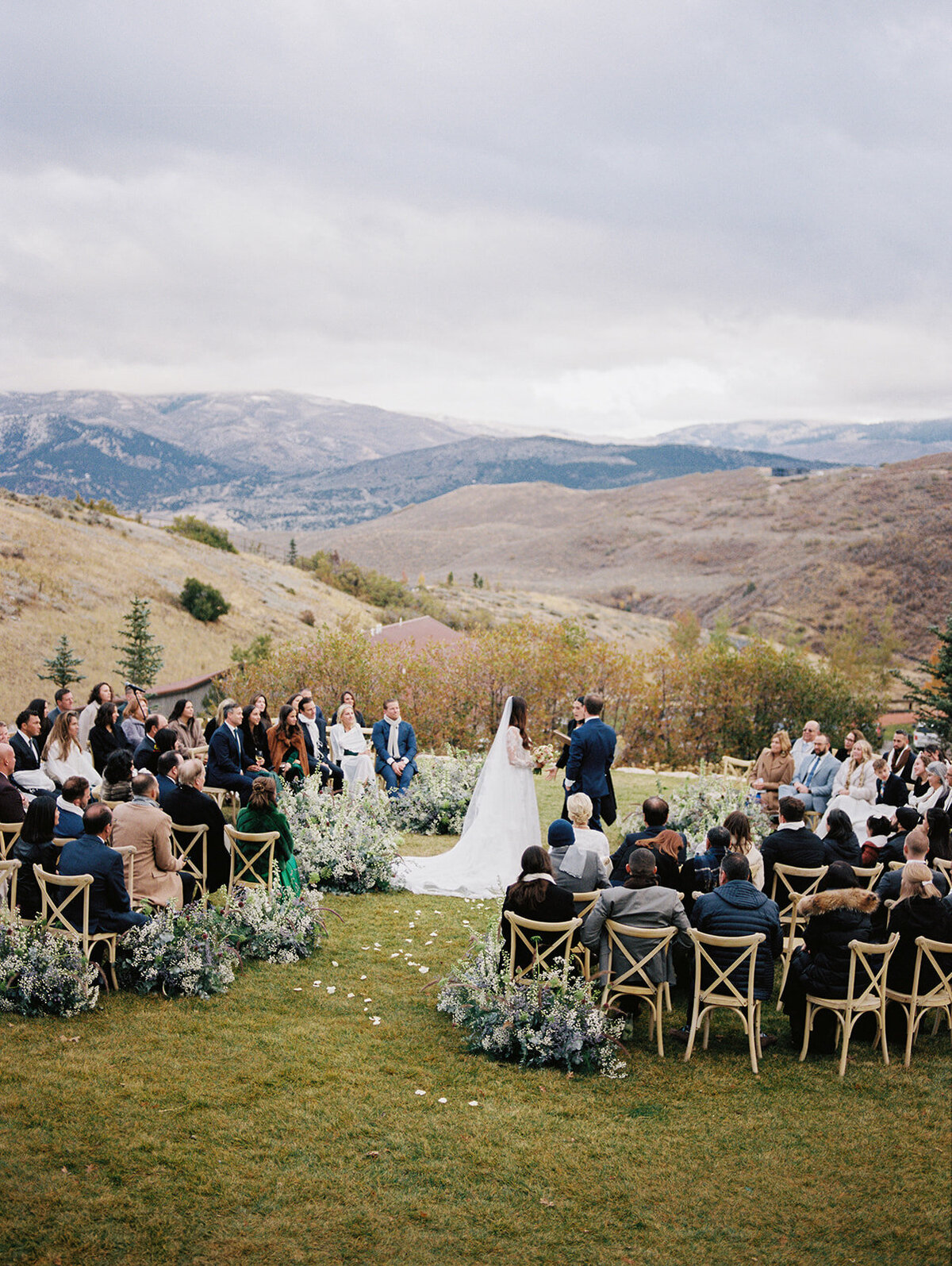 Blue-Sky-Lodge-Wedding-For-Love-Of-Love-36_THUMBNAIL