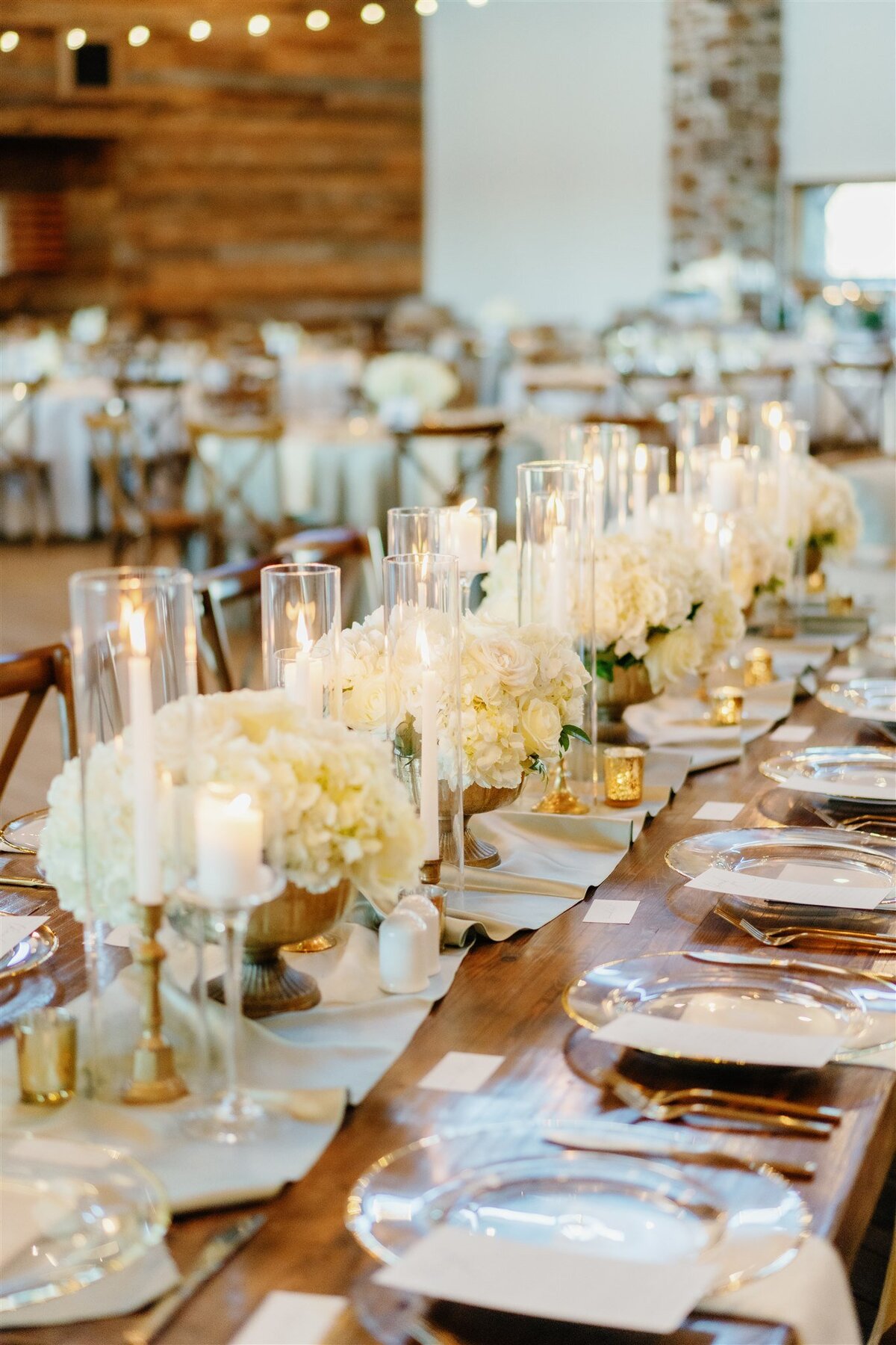 Classic & Elegant15
