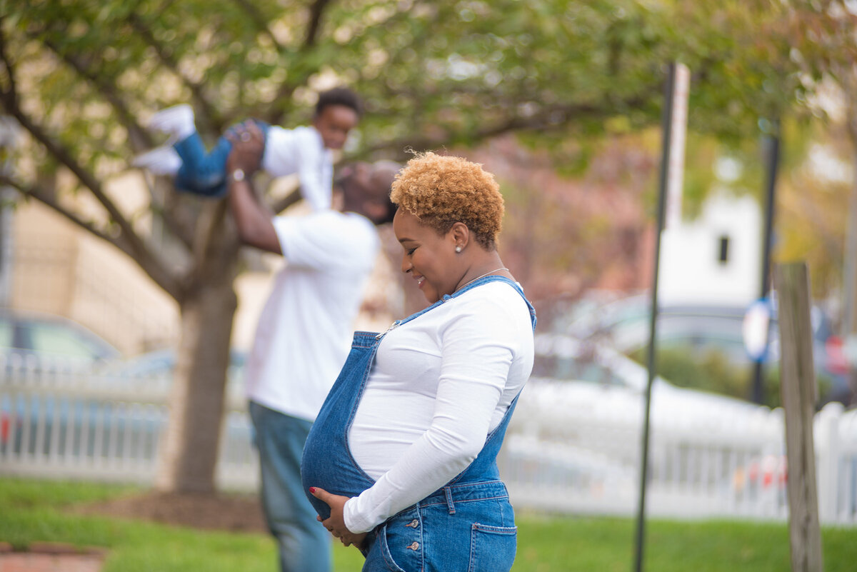 Blissful Moments_Abraham Family Maternity Session (43)