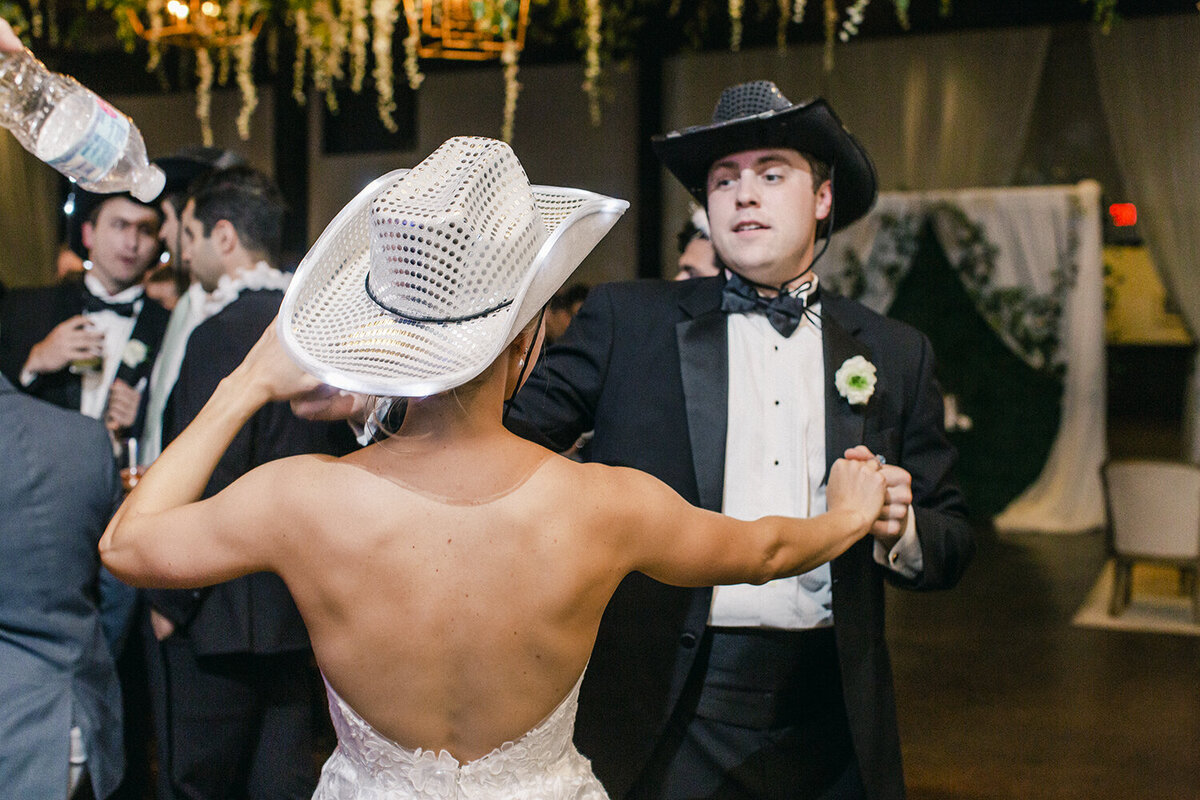 MelissaSchollaertPhotography-MeredithWaylandPreview-5213