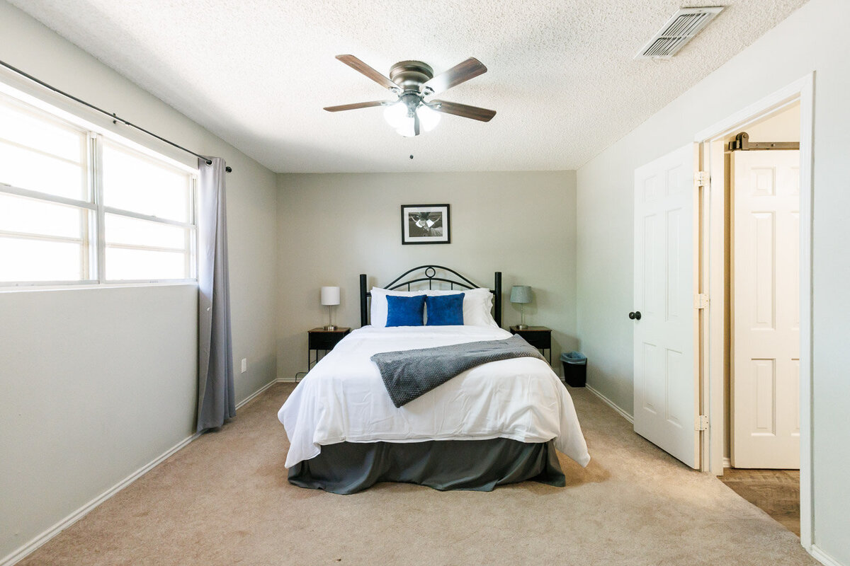 bedroom1