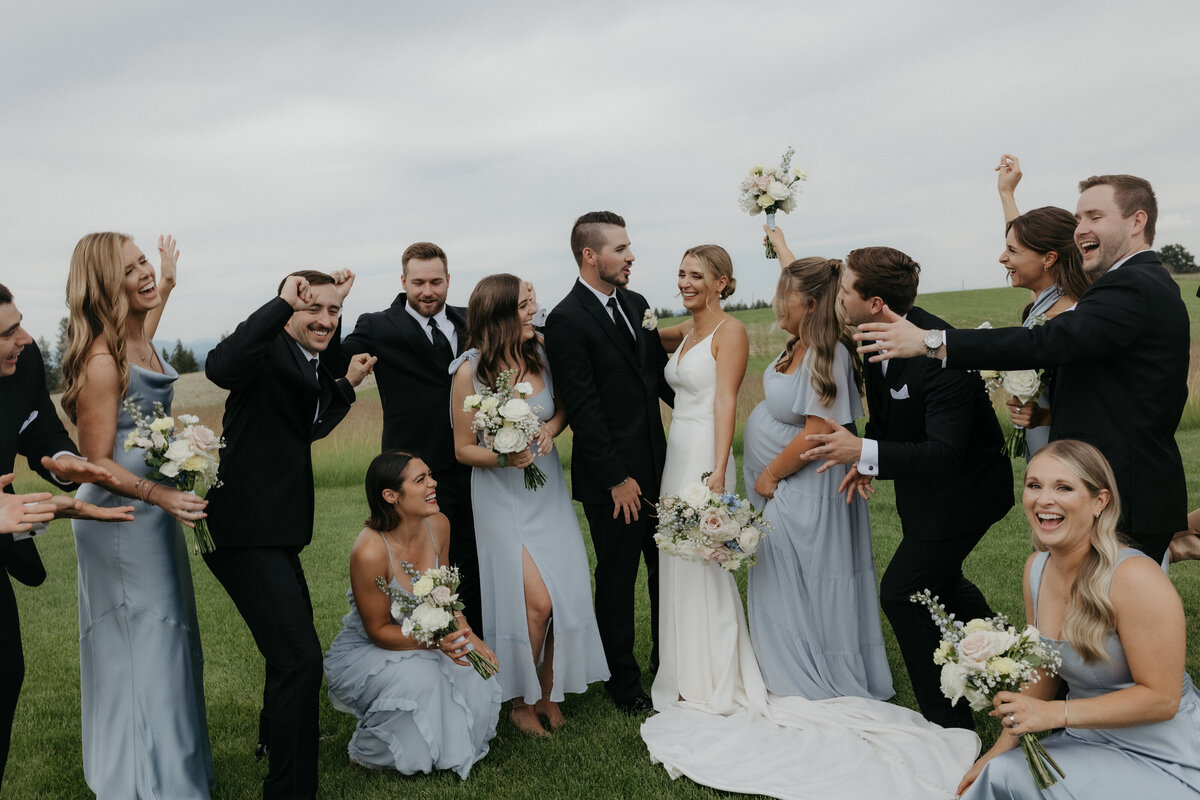 Wedding Party Photo Inspo