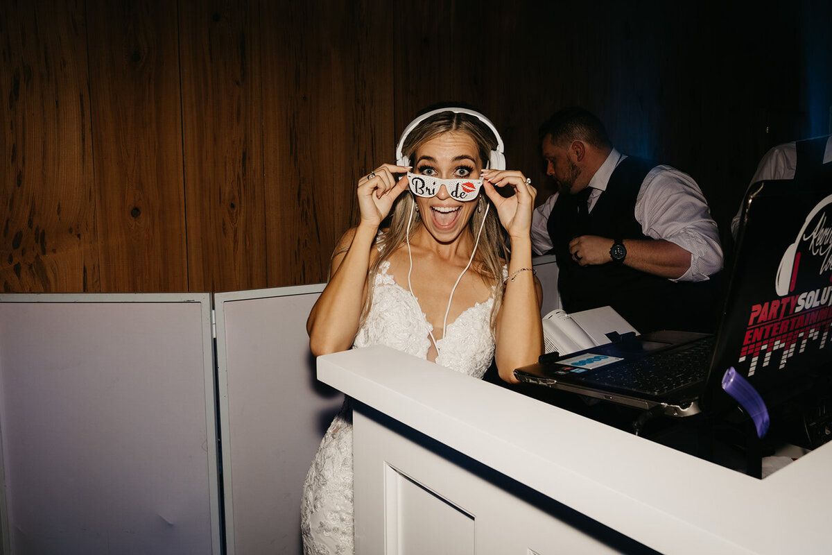 Meghan_Caeleb_Wedding_Wearethebowsers-967