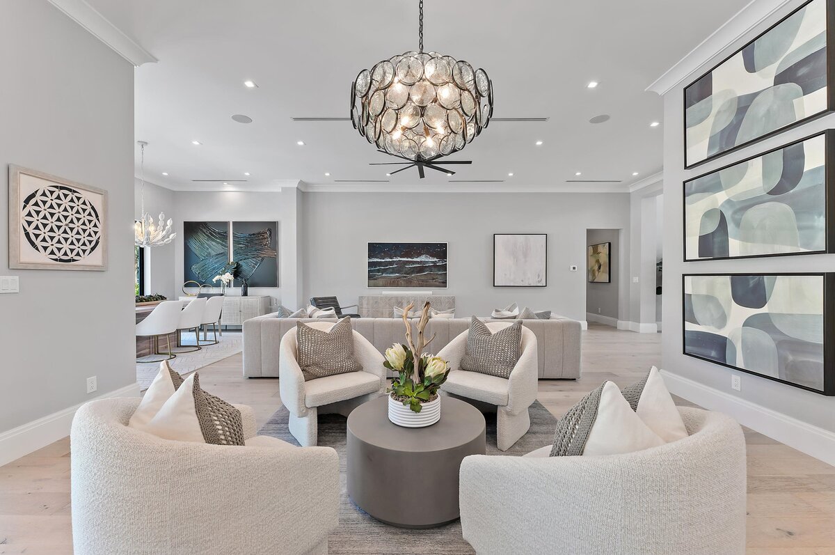 Sophisticated Coastal Living – Luxury Meets Serenity in Jupiter, FL