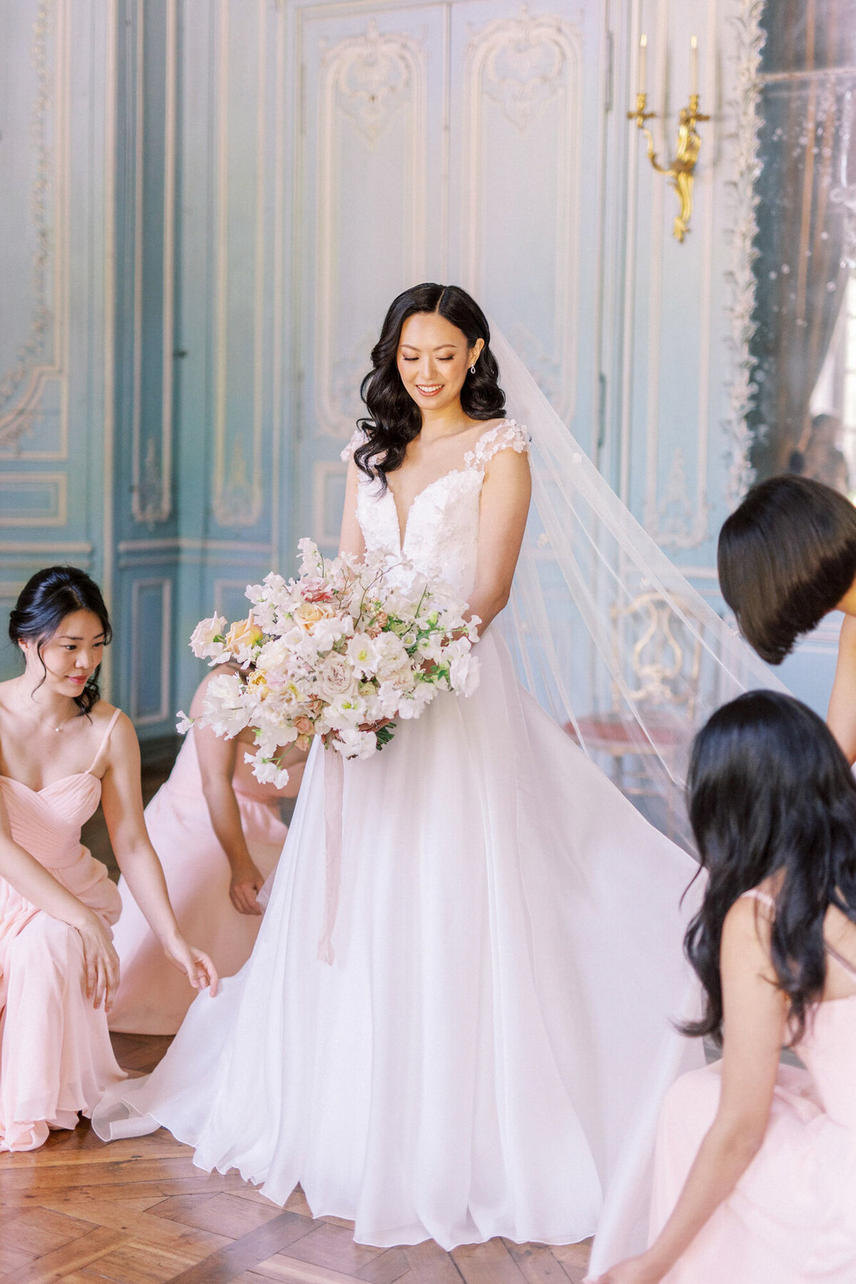 Maïlys Fortune Photography Husband Wife Wedding Weddings Photography France Switzerland Italy Timeless Dreamy Imagery Bilingual French English Destination Weddings Destination Wedding Provence French Riviera Paris Lake Como Tuscany57
