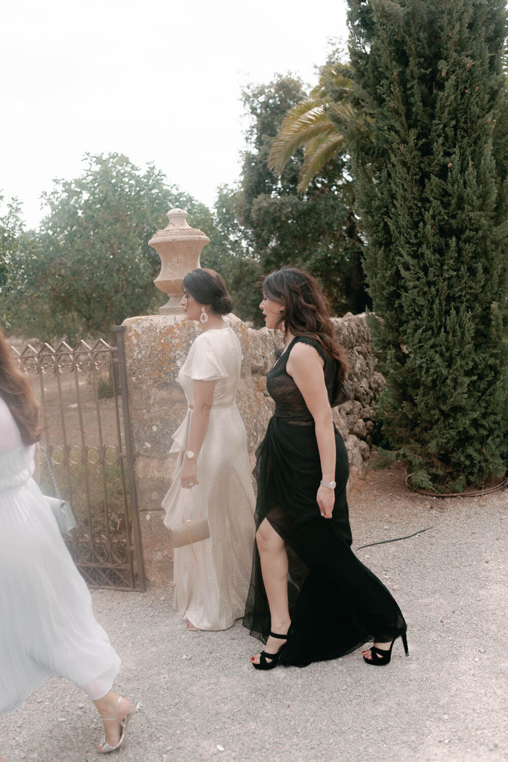 Mallorca_Editorial_Wedding_Photographer_Flora_And_Grace0-26
