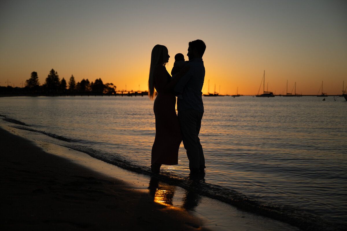 San Diego beach silhouette for these family photos