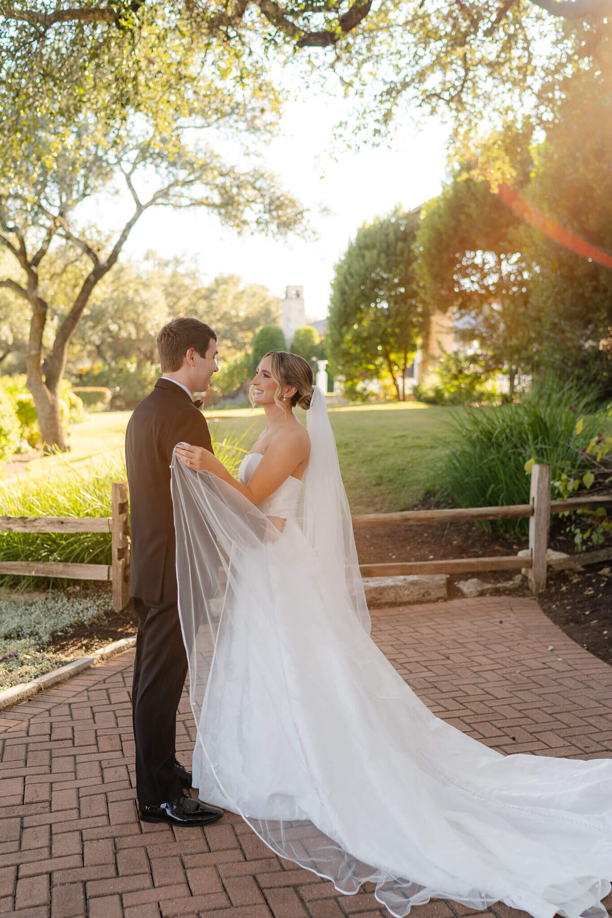 Documentary-Wedding-Photographer-057